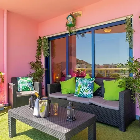 דירה Lovely Lm Penthouse *