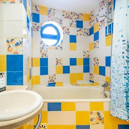 Lovely Lm Penthouse דירה *