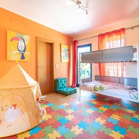 Lovely Lm Penthouse דירה