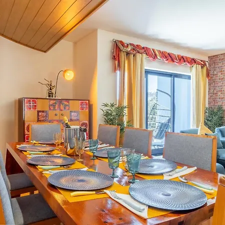 Lovely Lm Penthouse דירה